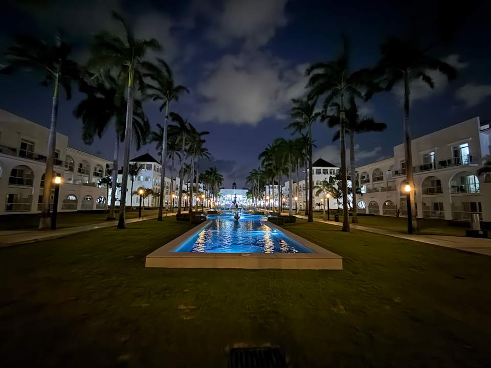 Gartenanlage Hotel Riu Palace Mexico