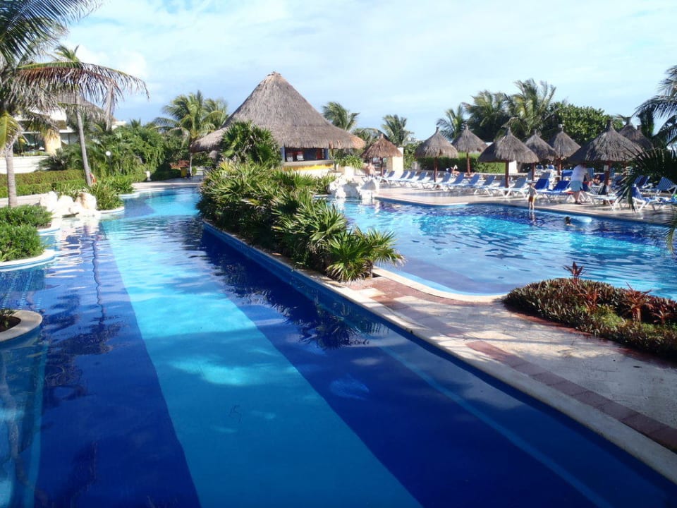 Pool Bahia Principe Luxury Akumal