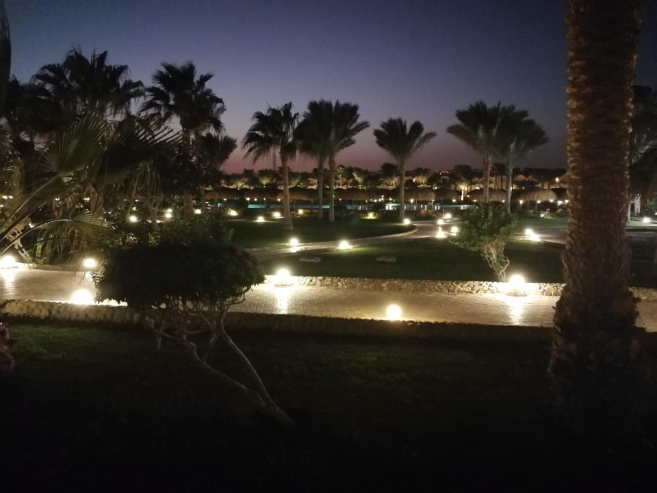 Gartenanlage Three Corners Sea Beach Resort