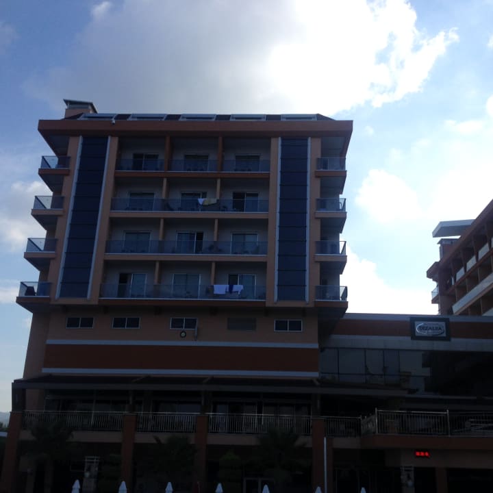 Außenansicht Dizalya Palm Garden