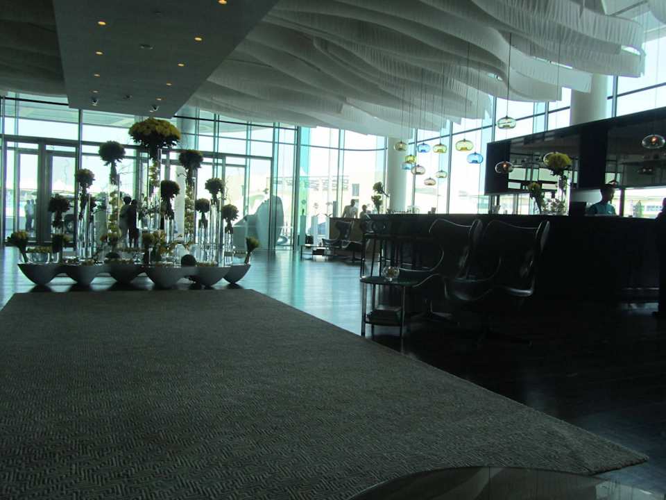 Lobby & Bar W Abu Dhabi - Yas Island