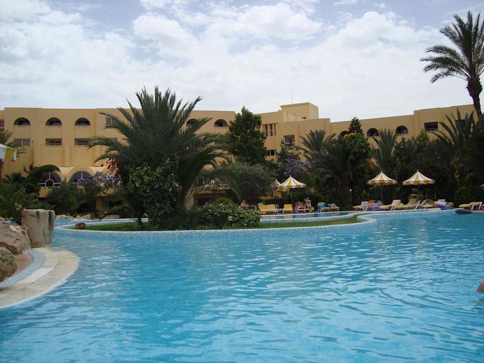 Poolanlage Hotel Chich Khan