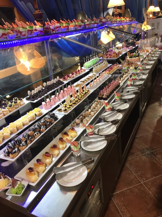 Gastro Three Corners Sea Beach Resort