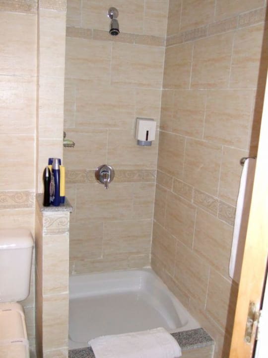Dusche Beach Albatros Resort