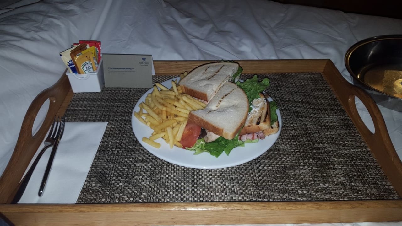 Gastro Park Plaza County Hall London