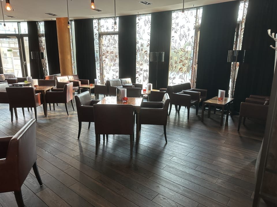 Gastro Mövenpick Hotel Stuttgart Airport