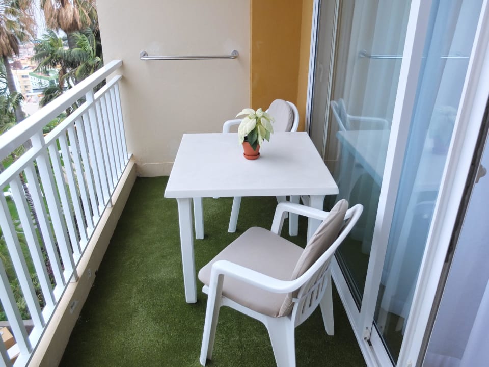 Balkon 121 Hotel Tigaiga