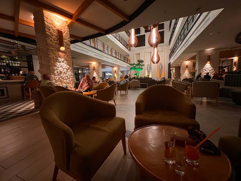 Lobby Side Royal Palace Hotel & Spa