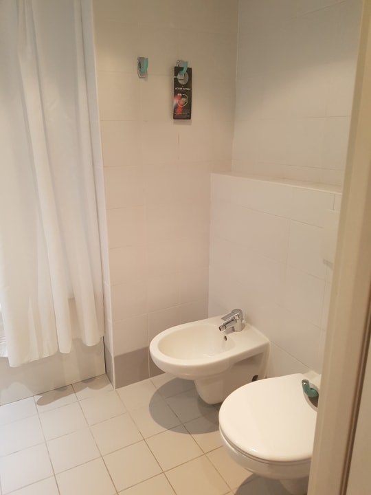 Zimmer ibis Hotel Porto Sao Joao