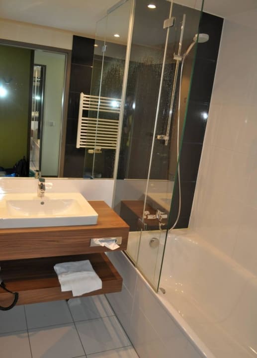 Badezimmer Austria Trend Hotel Doppio