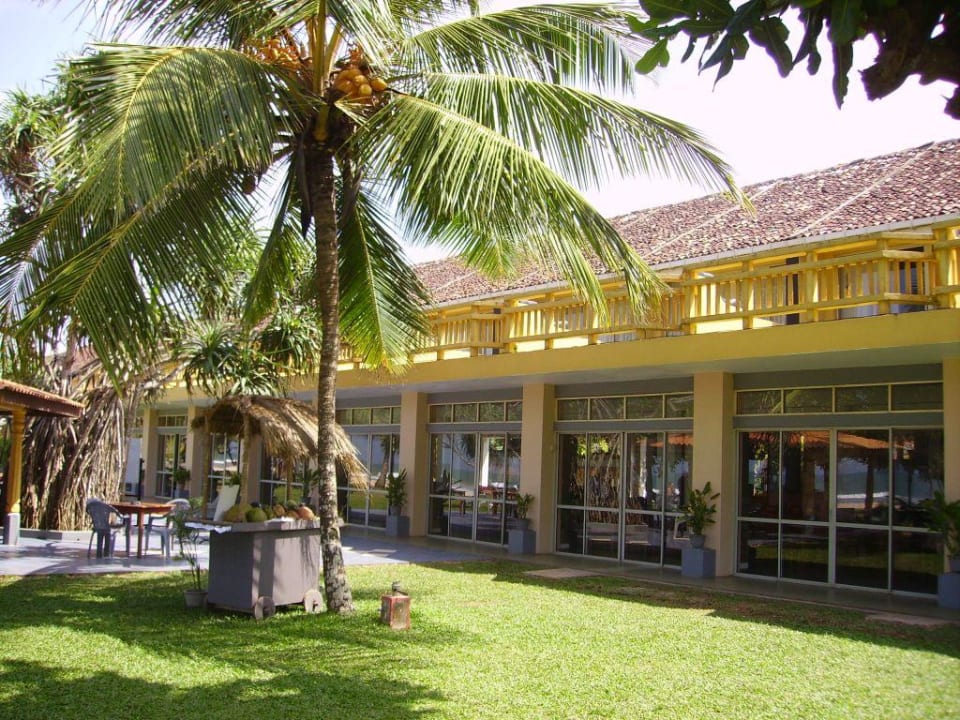 Hotelgebäude EKHO Surf