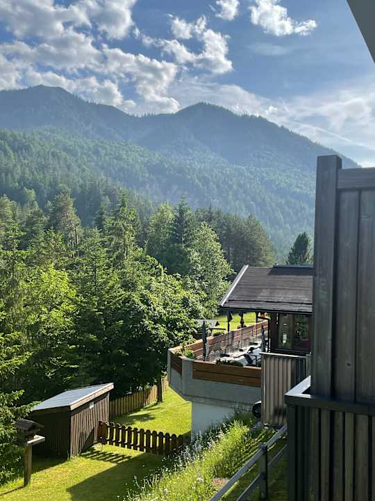 Außenansicht Hotel Garni Isarlodge Wiesenhof