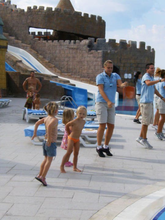 Der tägliche Baadingoo Tanz! TUI BLUE Palm Garden