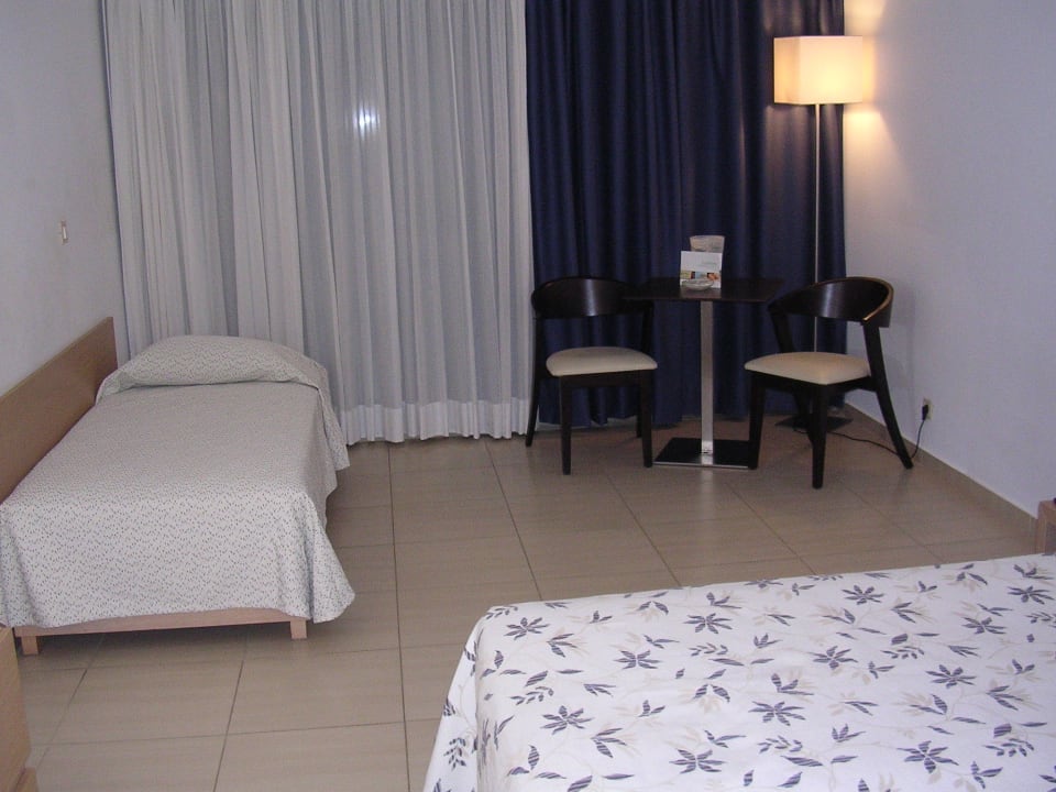 Zustellbett / Superiorzimmer Albatros Spa & Resort Hotel