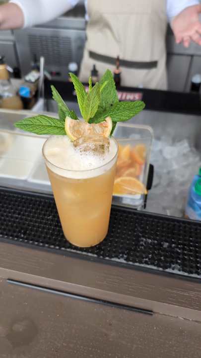 Gastro Nana Golden Beach