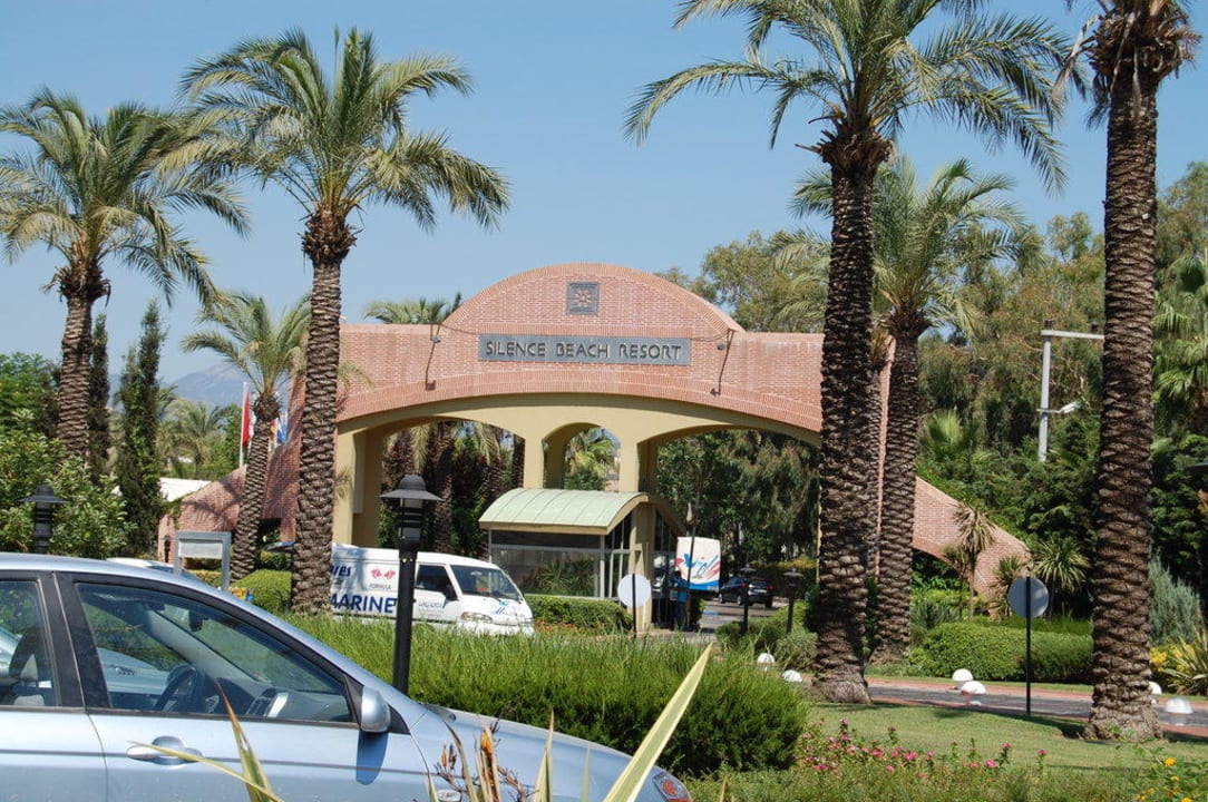 Haupttor Selectum Family Resort Side