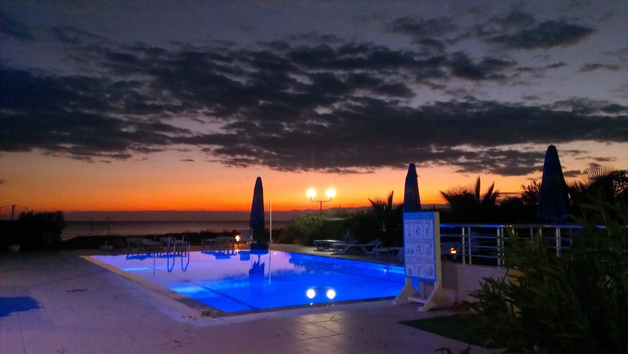 Sonnenuntergang Önder Yildiz Hotel