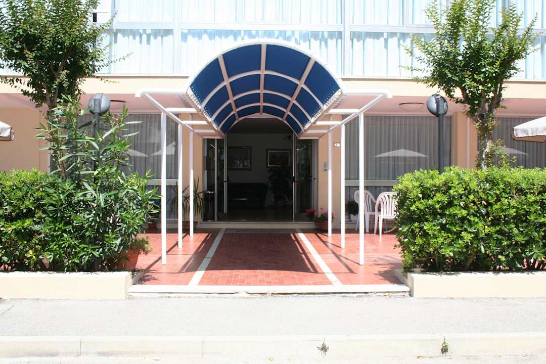Hotel Delfino Riccione Vacanze Holiday Urlaub Hotel Delfino