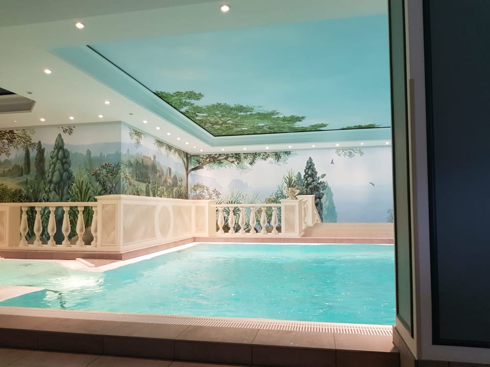Pool Hotel Palace Berlin