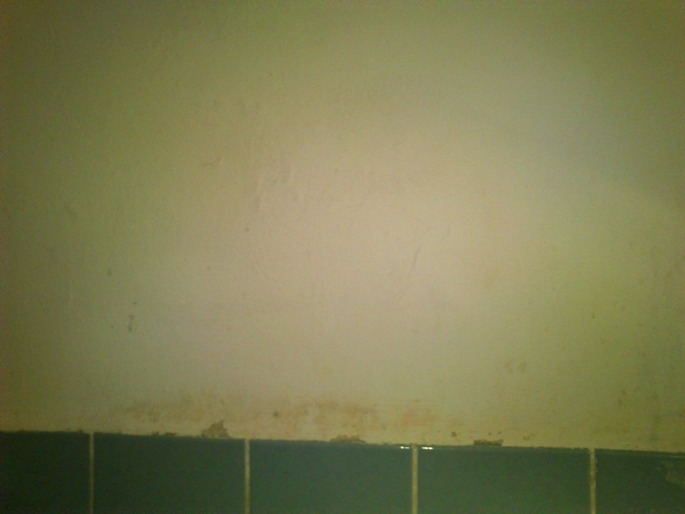 Im Bad an der Wand.... Altstadt Apartment Enteresan