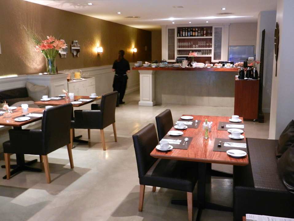 Moderner Frühstückraum mit Buffet Hotel Nuss Buenos Aires Soho
