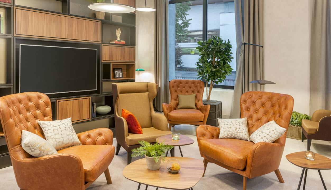 Lobby Hotel NH Essen