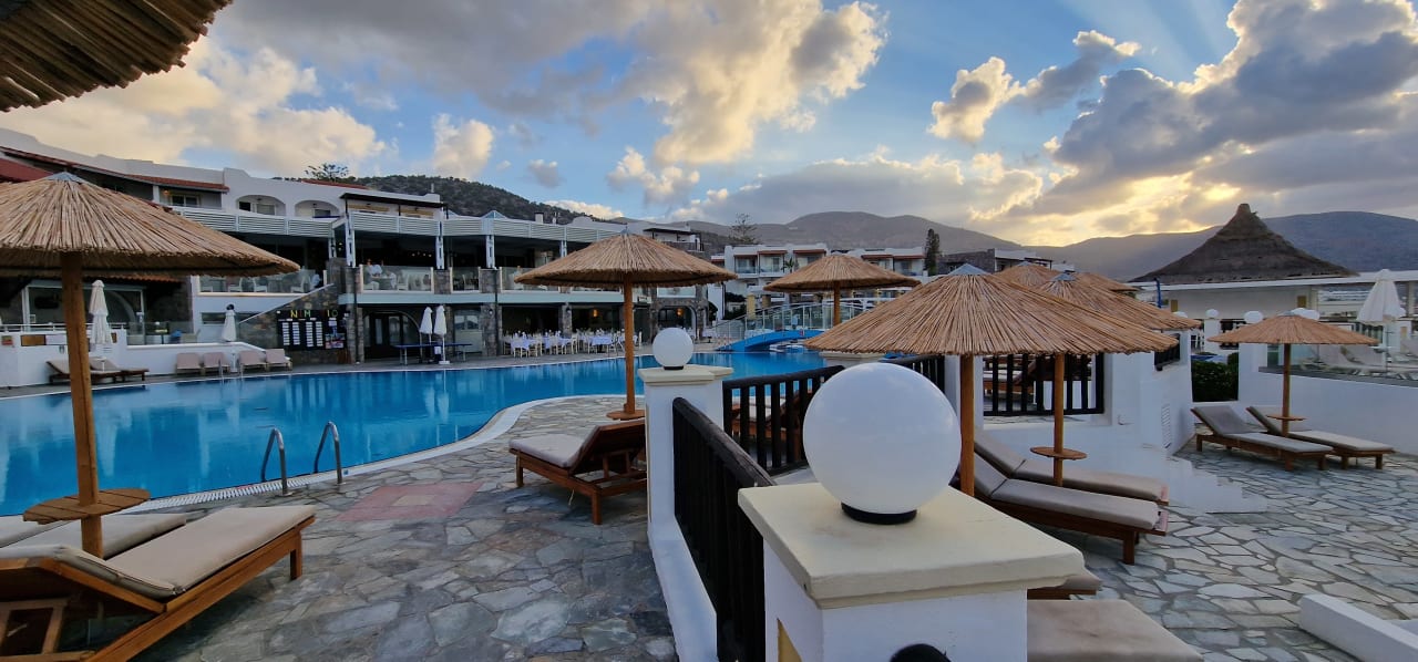 Pool Alexander Beach Hotel & Village Resort