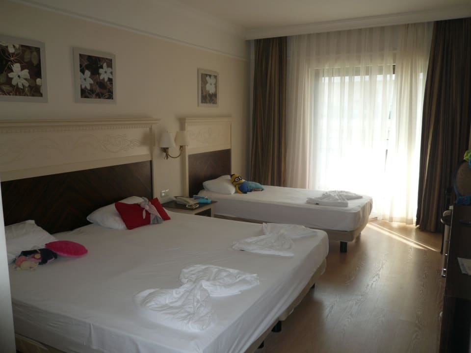 Familienzimmer Schlafzimmer 1 Aydinbey Kings Palace & Spa