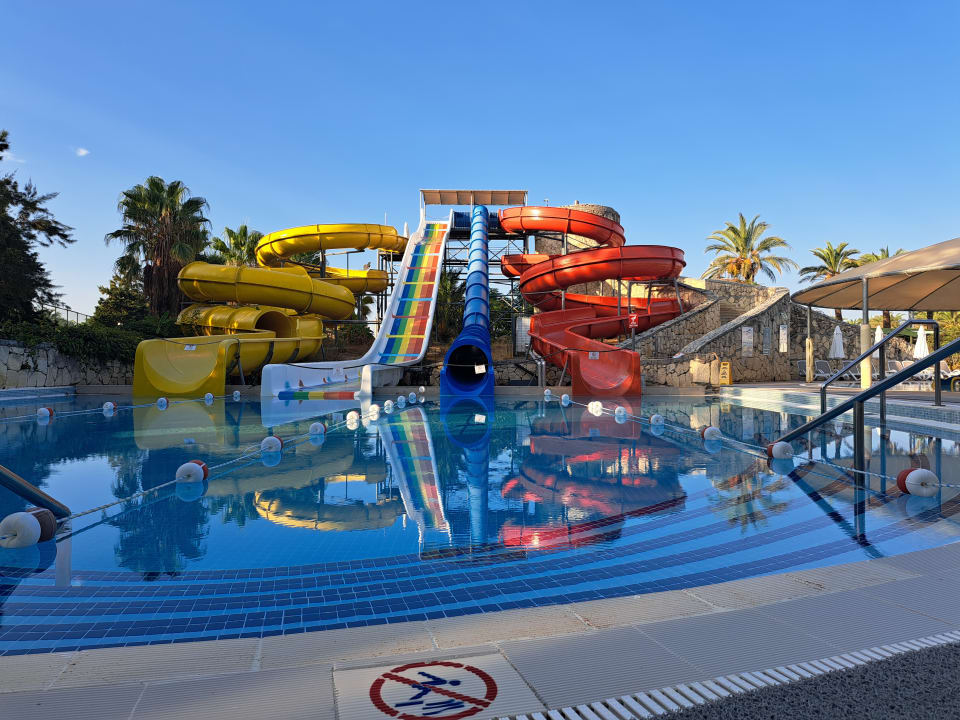 Pool Blue Waters Club