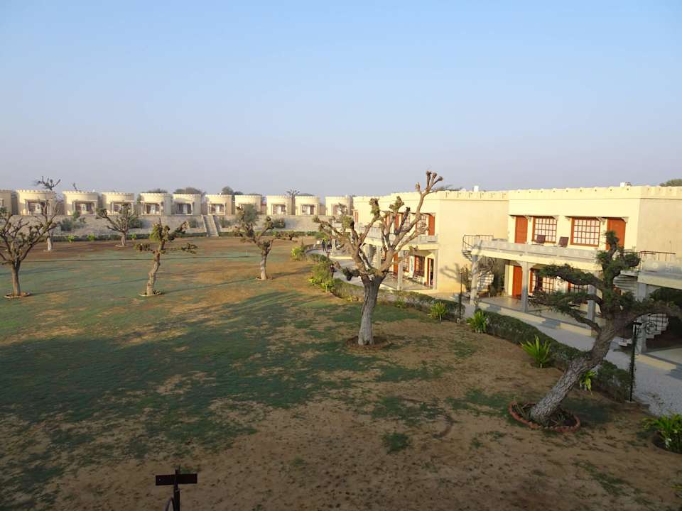 Widok z tarasu Hotel Desert N Dunes