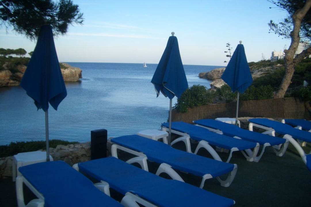 Herrliche Aussicht vom Pool Inturotel Cala Esmeralda