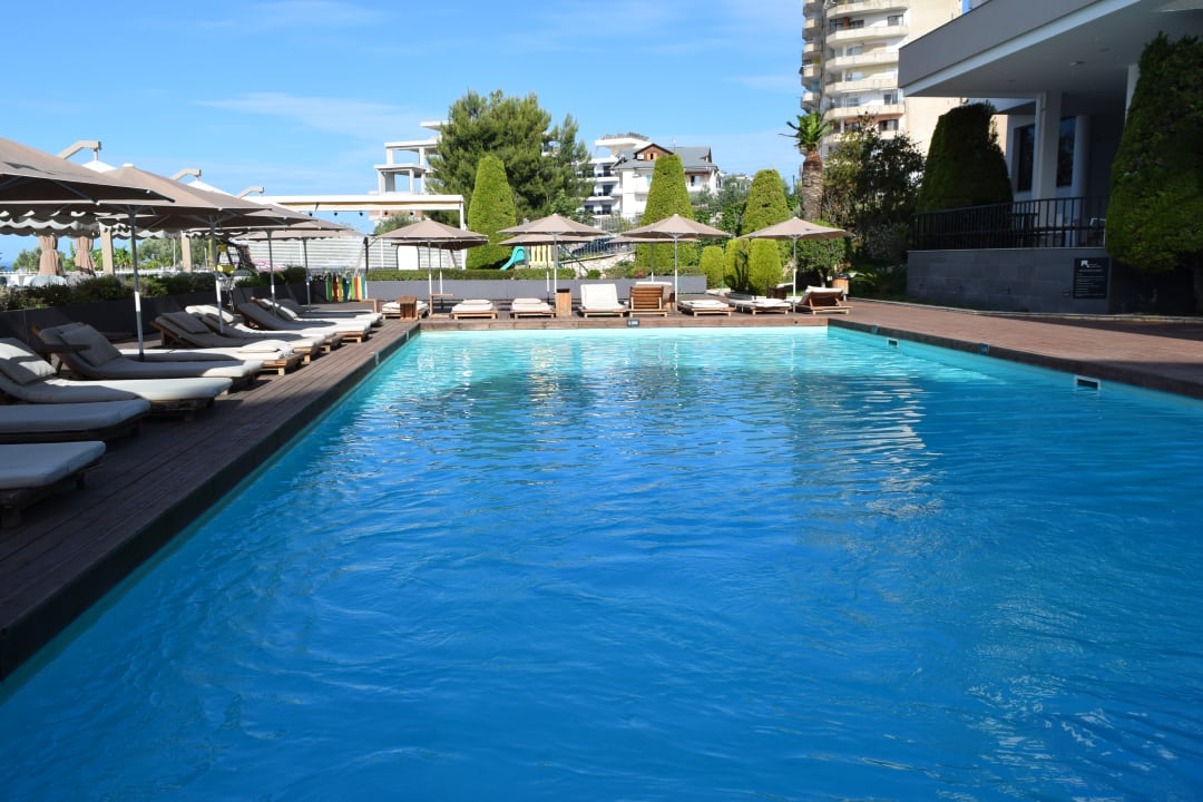 Pool Hotel Andon Lapa i Pare