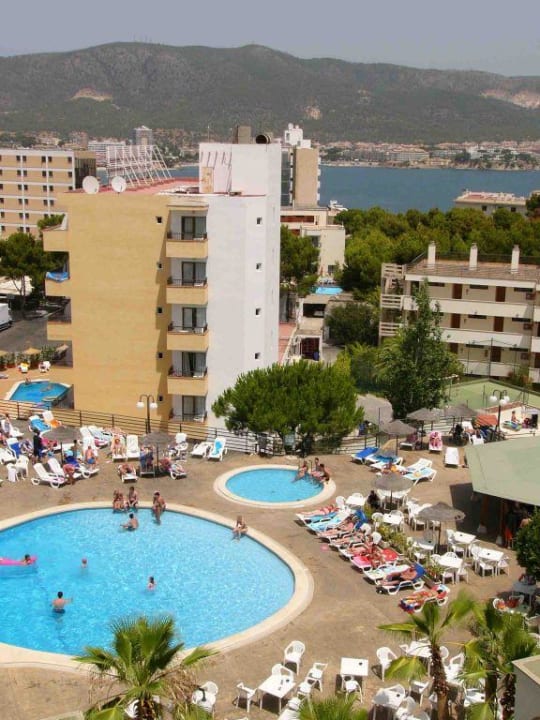 Aussicht zur anderen Bucht Hotel TRH Palma Nova