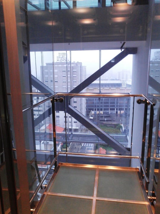Glass lift Sheraton Porto Hotel & Spa