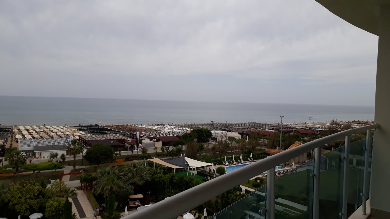 Ausblick Commodore Elite Suites & Spa - Adults only