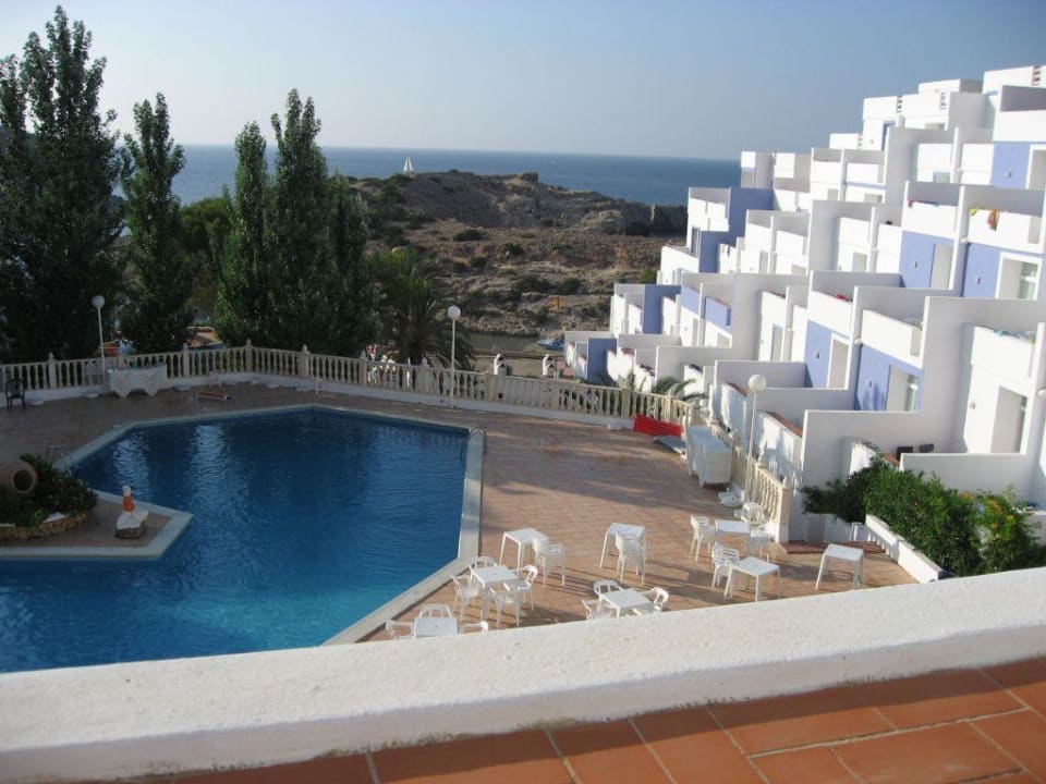 Blick von Terrasse-auf die Anlage und das Meer Barceló Portinatx - Adults only