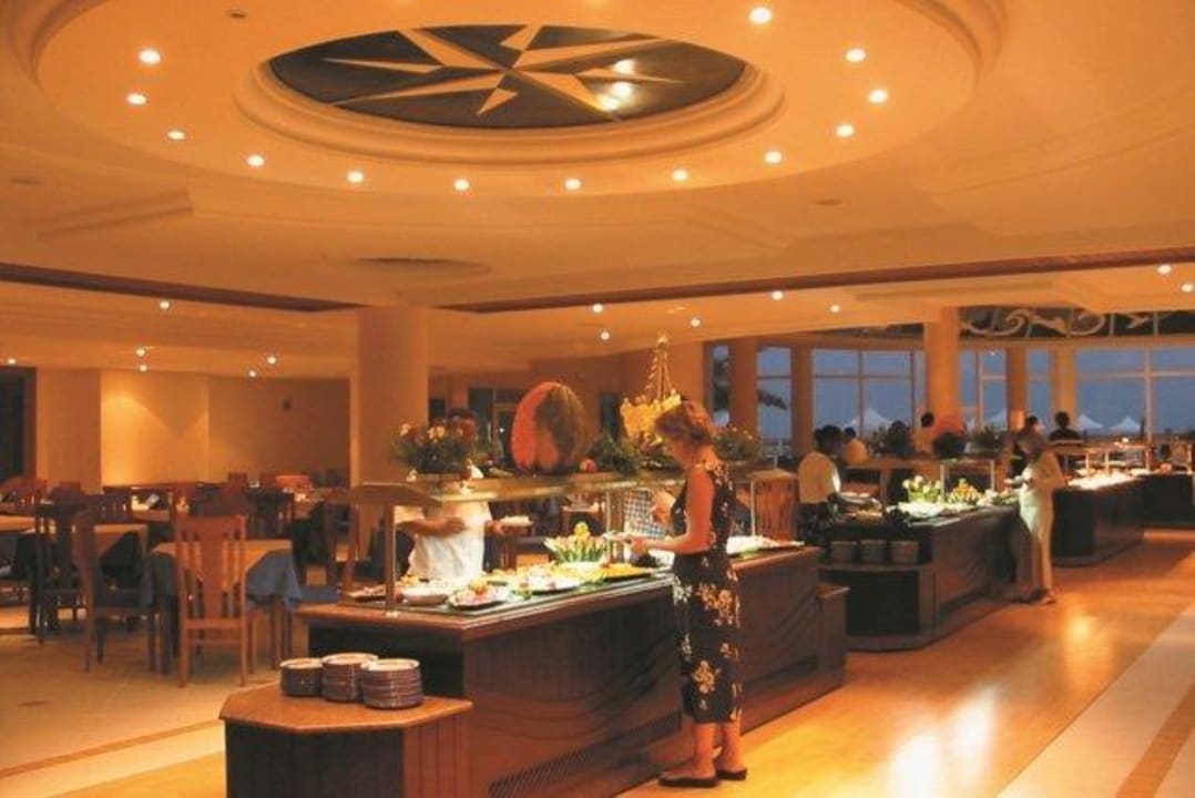 Abendessen im Restaurant Hotel Bravo Djerba