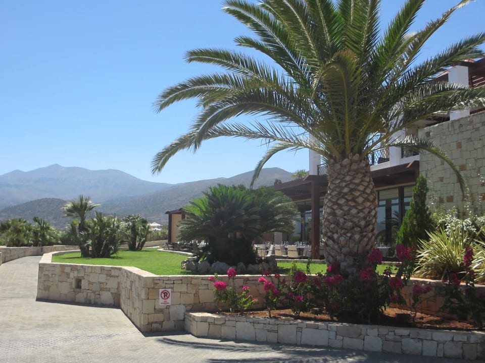 GHR 2014 Grand Hotel Holiday Resort