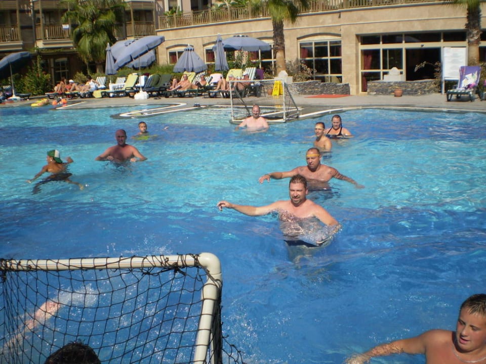 Piłka wodna Can Garden Resort