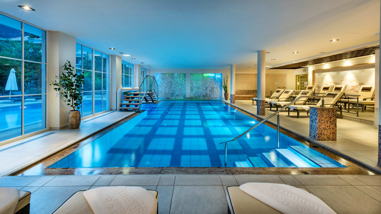 Pool Hotel Bismarck