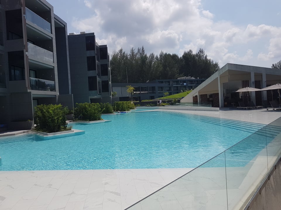 Pool La Vela Khao Lak