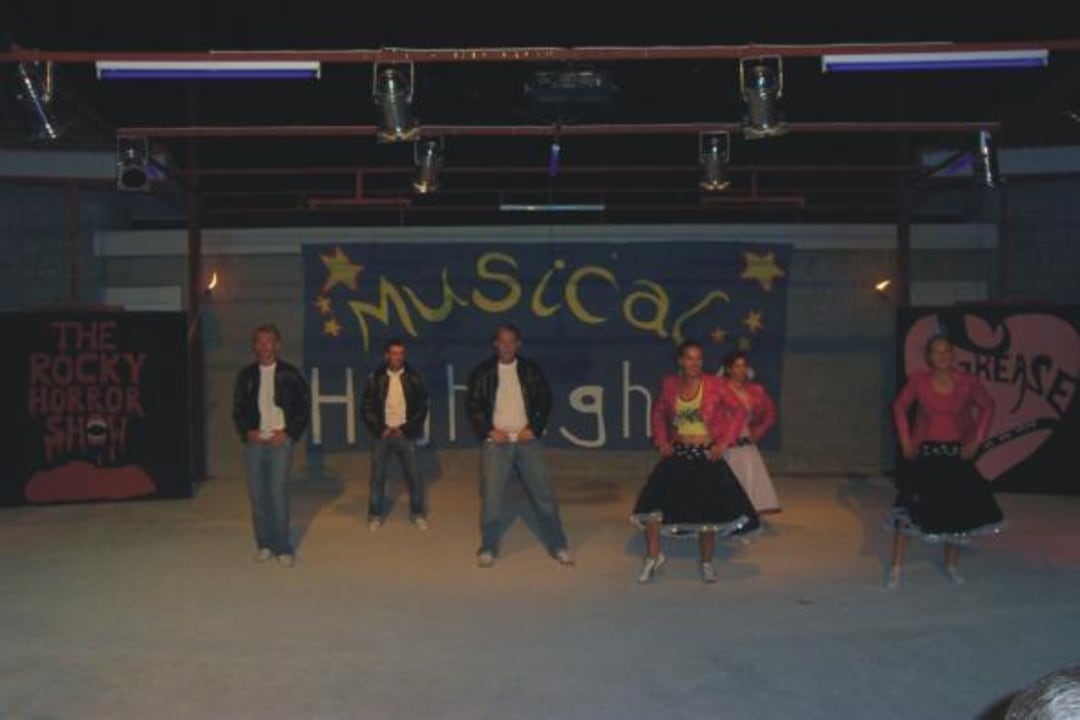 Show im Theater Side Mare Resort & Spa