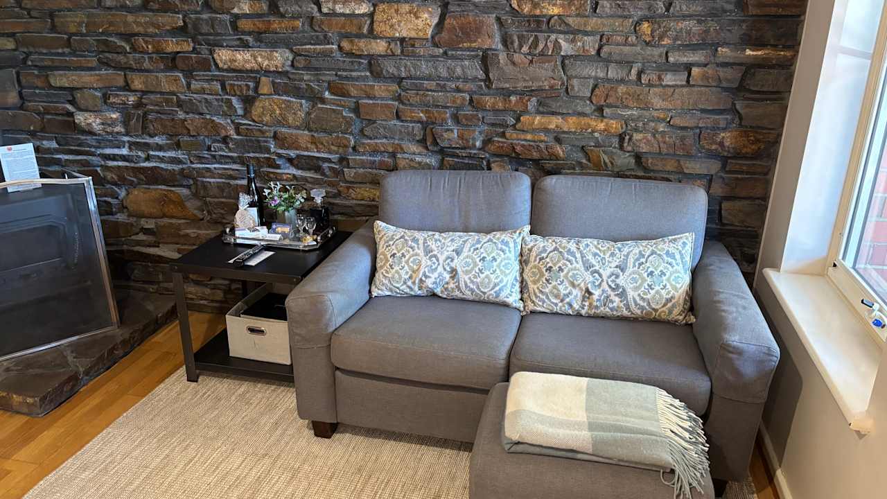 Zimmer Stonewell Cottages and Vineyards