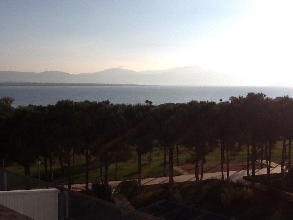 Ausblick aus Zimmer 1211 morgens um halb 7 Venosa Beach Resort & Spa