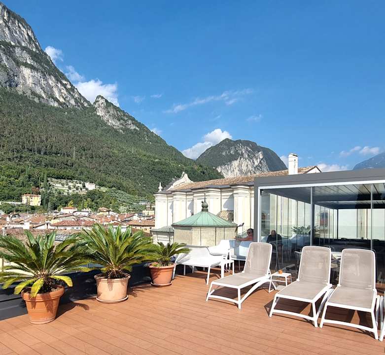 Pool Grand Hotel Riva