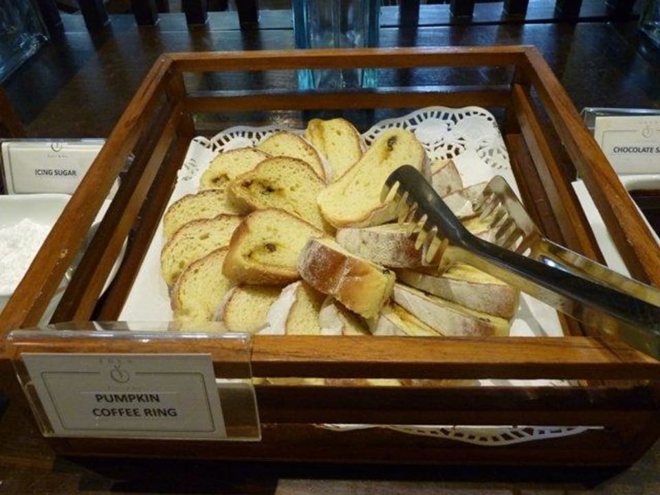 Buffet Eden Resort Occidental Eden Beruwala, a member of Barcelo Hotel Group