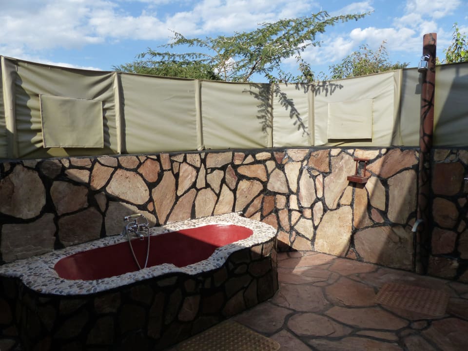 Zelt - "open-air-Dusche" Aruba-Mara Camp