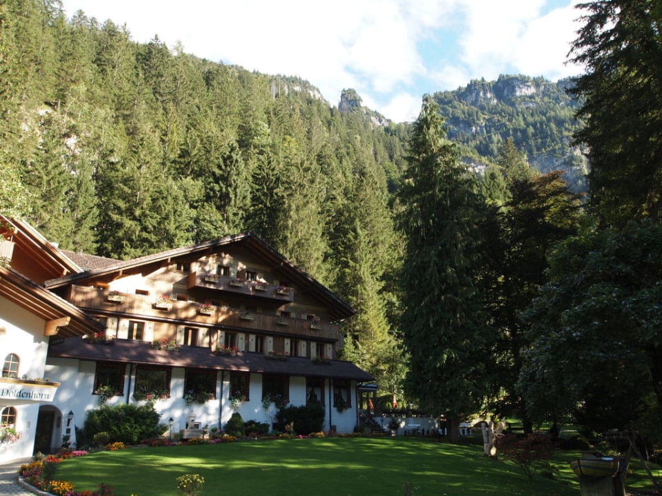 Le jardin Waldhotel Doldenhorn & Landgasthof Ruedihus