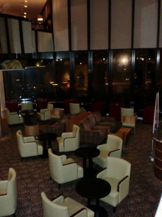 Lobby The Tower - A Guoman Hotel