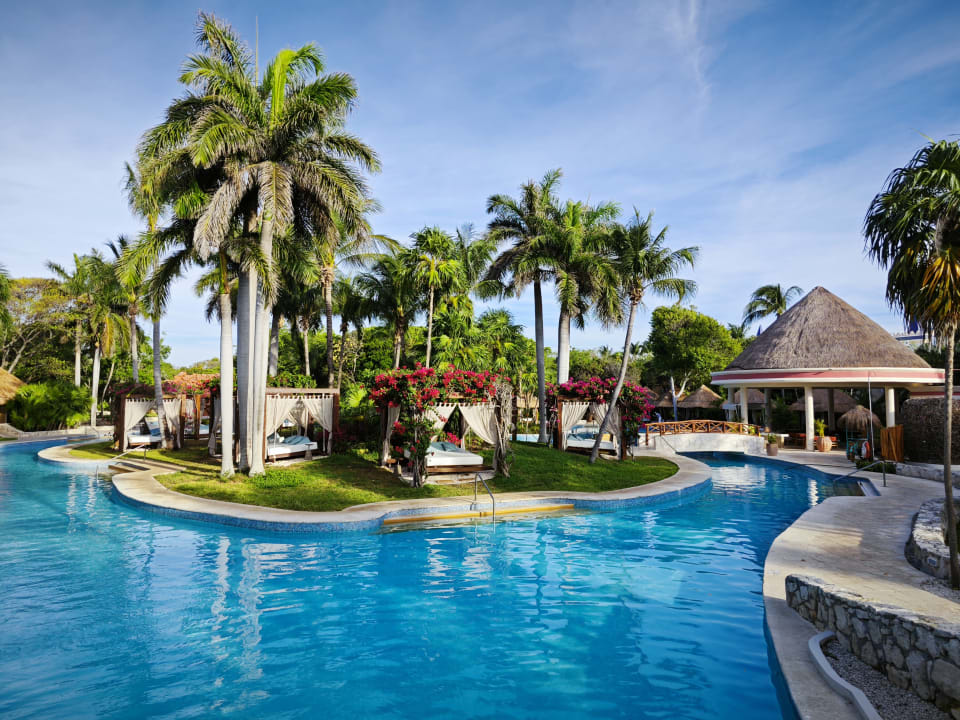 Pool Iberostar Waves Paraiso del Mar